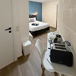 Mini In