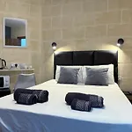 Mini In 3* Victoria