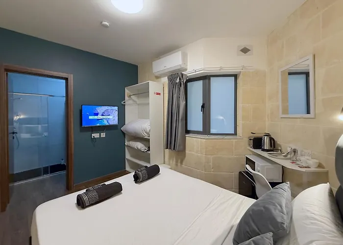 Pensjonat Mini In Victoria