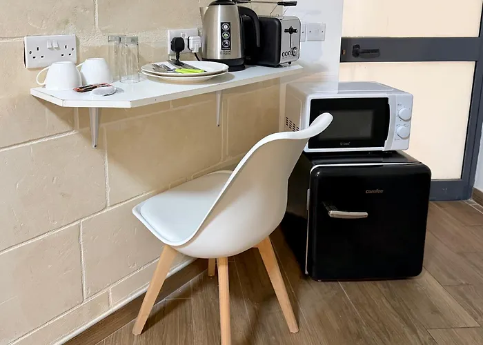 Pensjonat Mini In Victoria